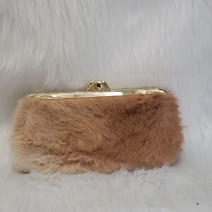 LISPEER TRADING Kangaroo Fur Dual Compartment Kissing Lock Coin Purse Wallet